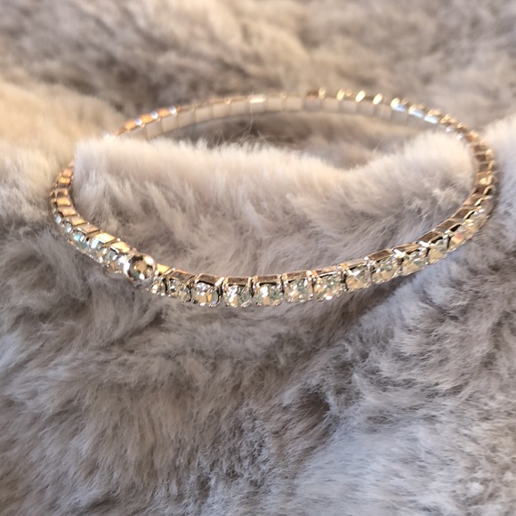 💖 3 Bracelets - Earrings - Barrette SET of 5 Silver with Clear Stone pieces - Picture 6 of 8